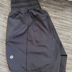Women’s Lululemon black shorts size 4